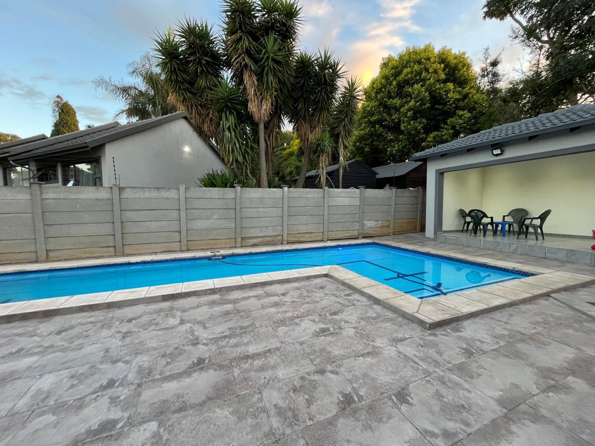 The Benjamin Accomodation Edenvale Exterior photo
