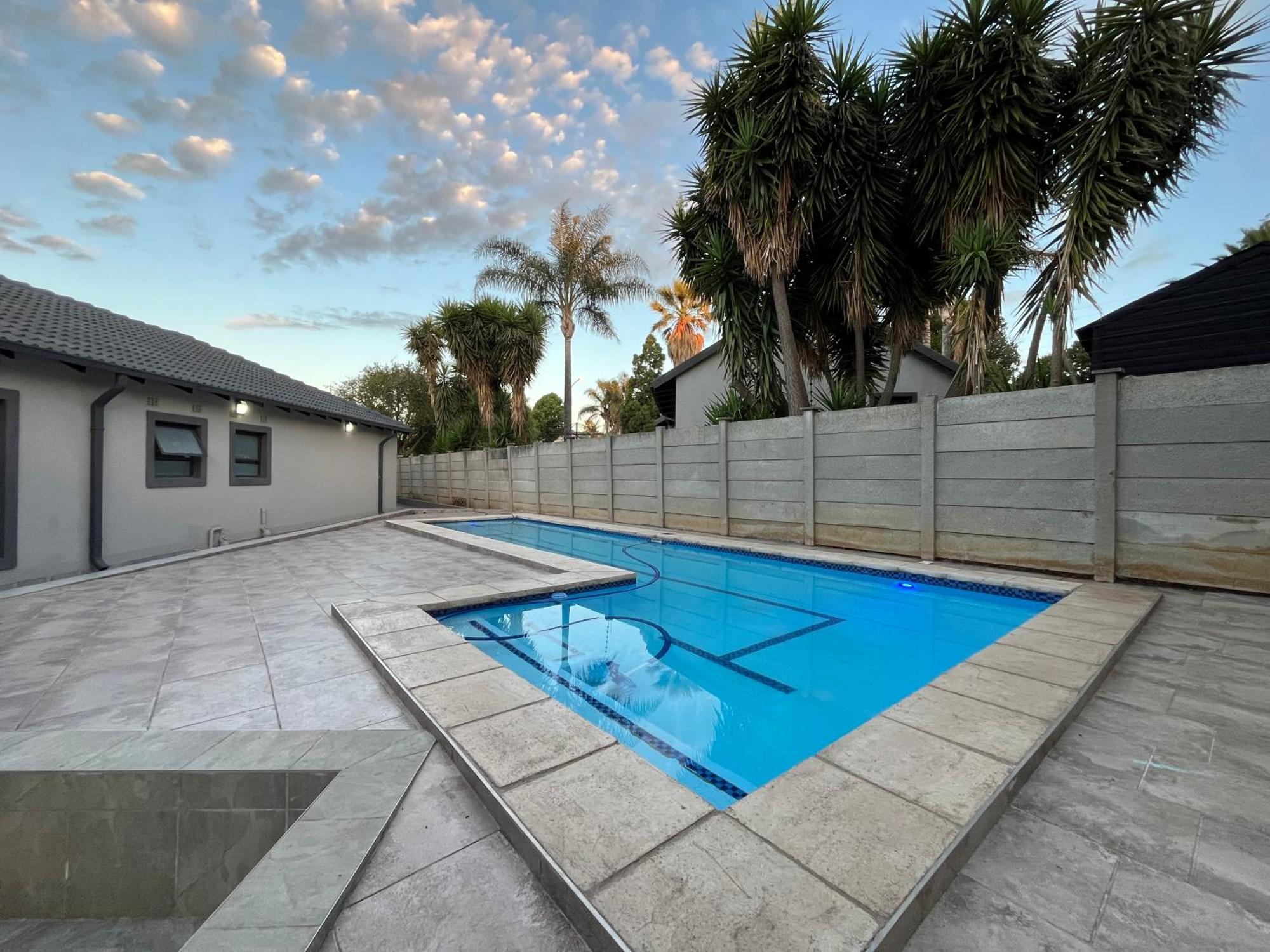 The Benjamin Accomodation Edenvale Exterior photo