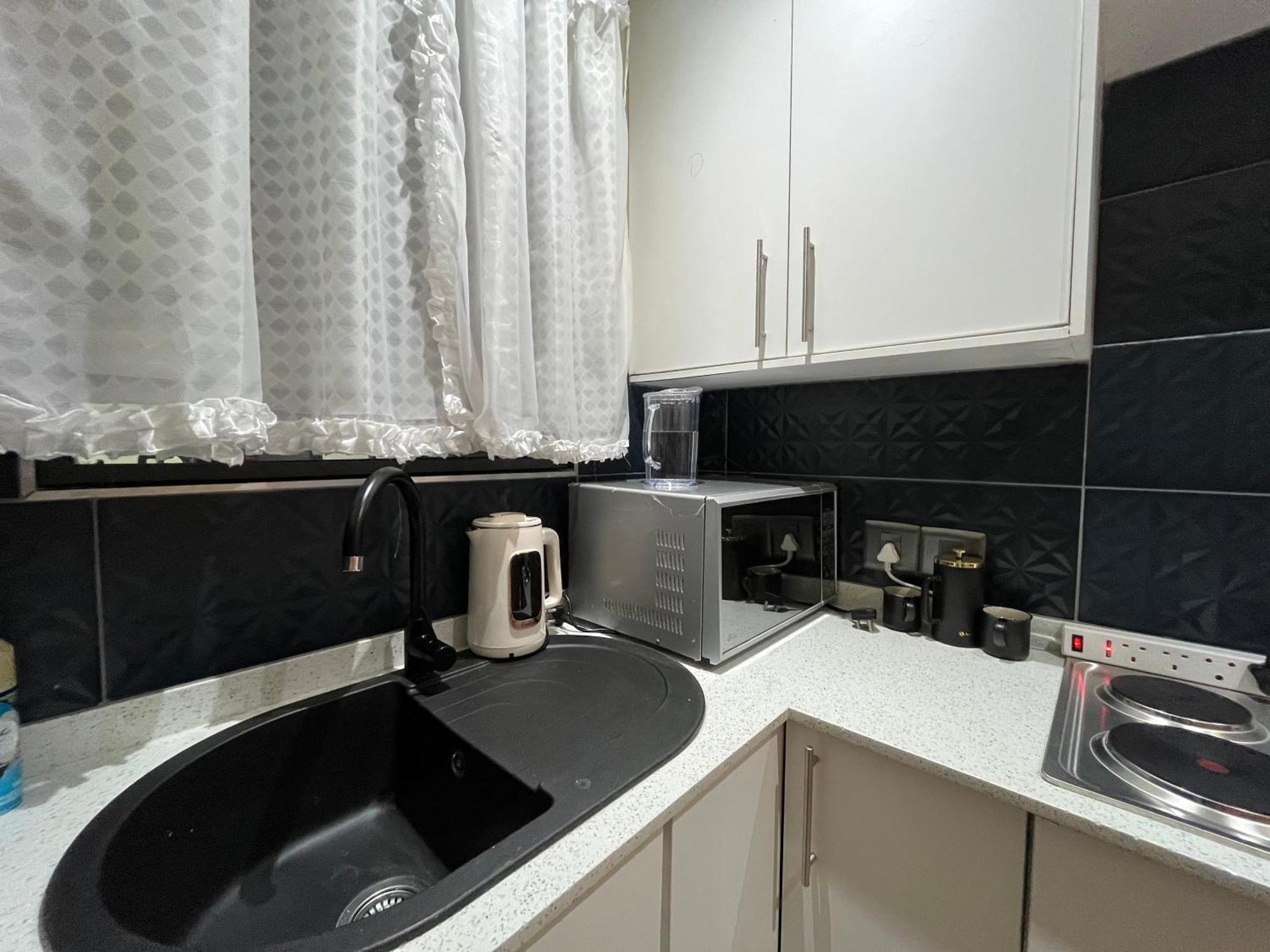 The Benjamin Accomodation Edenvale Exterior photo