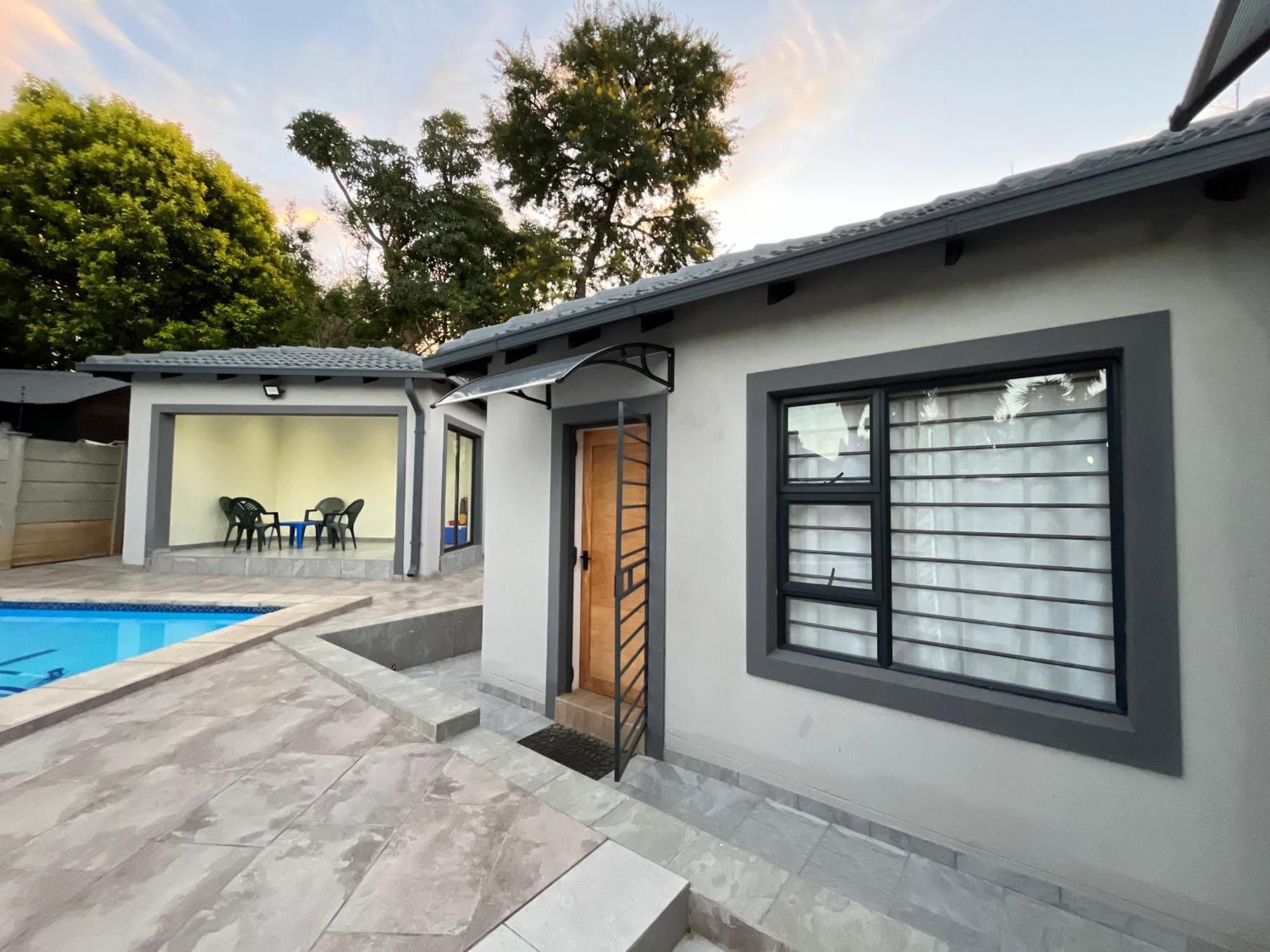 The Benjamin Accomodation Edenvale Exterior photo